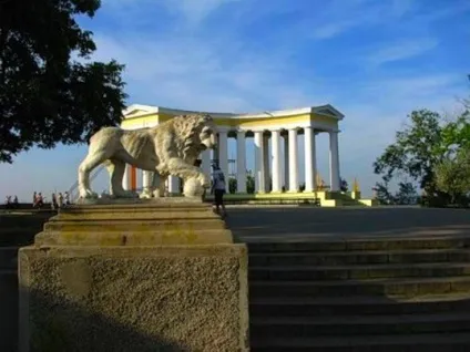 Пам'ятки Одеси що містить в собі - перлина біля моря (Одеси) Пам'ятки Одеси що містить в собі - перлина біля моря