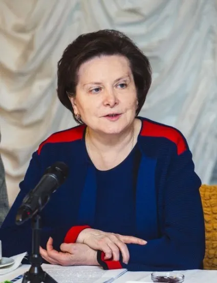 Це виплата дітям від всіх батьків округу, які сьогодні розвивають Югру як найкраще місце для (стати) Це виплата дітям від всіх батьків округу, які сьогодні розвивають Югру як найкраще місце для