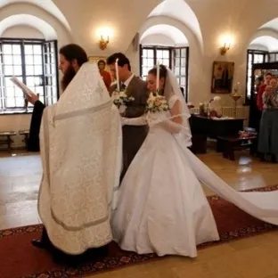 Використання вінчальних свічок в магічній практиці