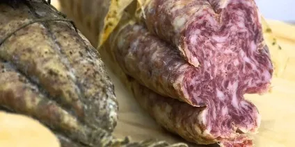 Італійська ковбаса салямі різновиди, рецепт приготування, калорійність, ціна (салямі) Італійська ковбаса салямі різновиди, рецепт приготування, калорійність, ціна