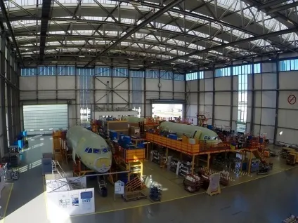Як роблять літаки репортаж з заводу airbus (airbus) Як роблять літаки репортаж з заводу airbus