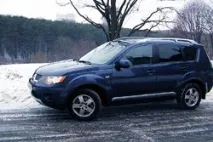 Рівний характер Mitsubishi Outlander - XL mitsubishi