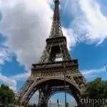 Як краще подорожувати разом з друзями або одному