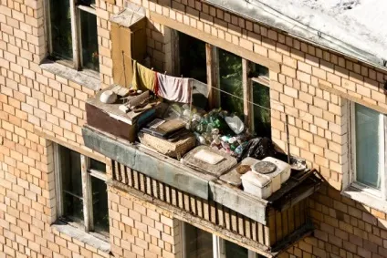 Як облаштувати маленький балкон у хрущовці ідеї фото (балкон) Як облаштувати маленький балкон у хрущовці ідеї фото