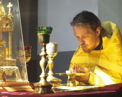 Як проходить літургія (теорія)