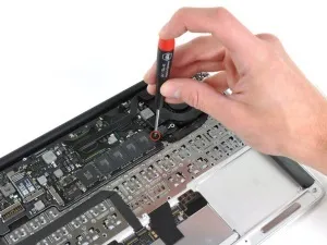 Як розібрати ноутбук apple macbook 11 Як розібрати ноутбук apple macbook 11