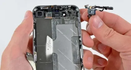 Як розібрати apple iphone 4