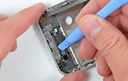 Як розібрати apple iphone 4