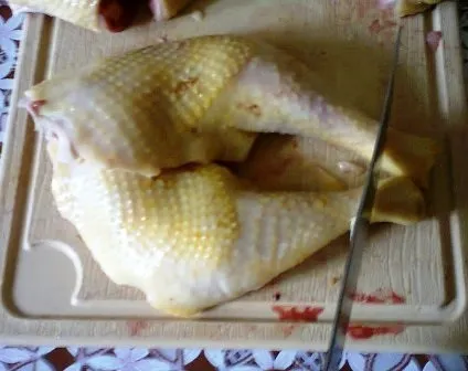 Як обробити домашню курку з покроковими фото