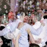 Як зробити красиві мильні бульбашки на весіллі (мильні) Як зробити красиві мильні бульбашки на весіллі