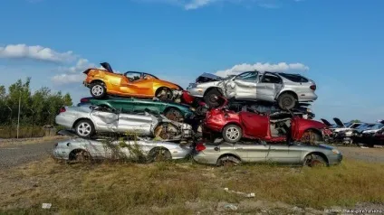Як помирають автомобілі в Америці - автомобілі - техніка - каталог статей інформаційний інтернет (звідти аукціон розбирання) Як помирають автомобілі в Америці - автомобілі - техніка - каталог статей інформаційний інтернет
