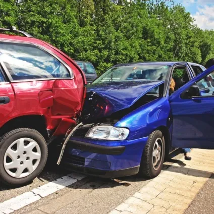 Як вести себе в аварійній ситуації (автомобільні аварії) Як вести себе в аварійній ситуації