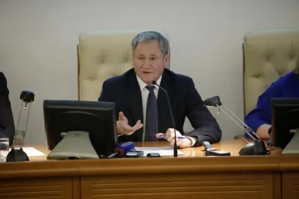 Кокорін закрив очі на провали уряду (Суханов) Кокорін закрив очі на провали уряду