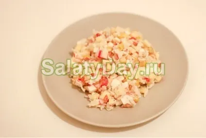 Крабовий салат з рисом - смачний і не калорійний рецепт з фото і відео (рисом) Крабовий салат з рисом - смачний і не калорійний рецепт з фото і відео