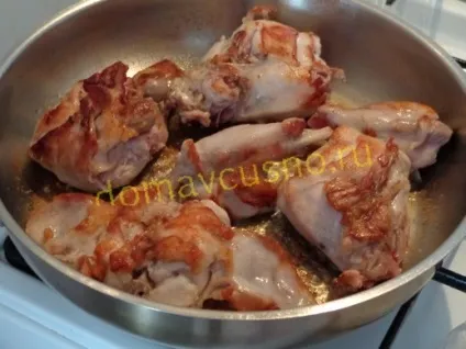 Кролик смажений на сковороді