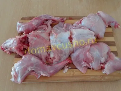 Кролик смажений на сковороді