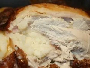 Курка, фарширована картоплею в духовці (курки) Курка, фарширована картоплею в духовці