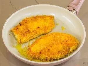 Куряче філе в сирній скоринці - рецепт з фото! (Скоринці) Куряче філе в сирній скоринці - рецепт з фото!