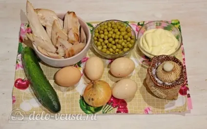 Курячий салат з огірками і горошком рецепт з фото - покрокове приготування курячого салату з (олів'є з куркою і свіжими огірками) Курячий салат з огірками і горошком рецепт з фото - покрокове приготування курячого салату з