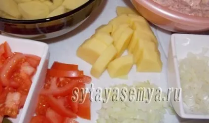 Курка з картоплею в духовці у фользі (порційна) (курка) Курка з картоплею в духовці у фользі (порційна)