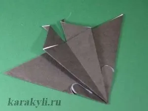 Летюча миша - просте орігамі для малюків, каракулі