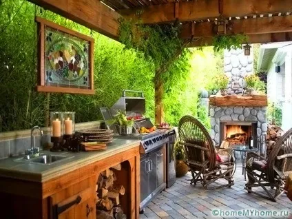 Літня кухня на дачі