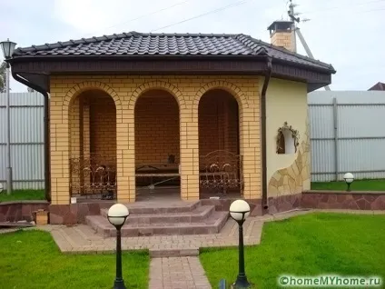 Літня кухня на дачі
