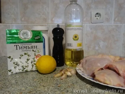 Лимонна курка рецепт з фото, як запекти курку з лимоном і часником в духовці (курка) Лимонна курка рецепт з фото, як запекти курку з лимоном і часником в духовці