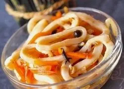 мариновані кальмари