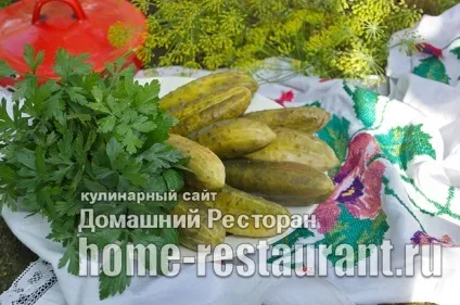 Малосольні огірки в каструлі рецепт з холодною водою (каструлі) Малосольні огірки в каструлі рецепт з холодною водою