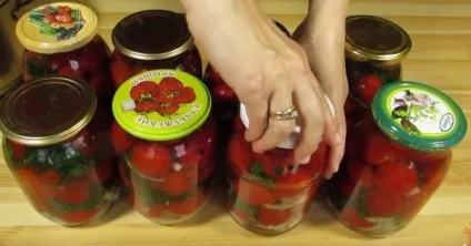 Мариновані помідори швидкого приготування - пальчики оближеш