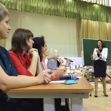 Майстер-класи лауреатів конкурсу - вчитель року ( «Учитель годаУкаіни») Майстер-класи лауреатів конкурсу - учитель року