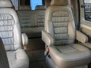 Мінівен кадилак експресс (cadillac escalade express), прокат мікроавтобуса кадилак Ескалейд на