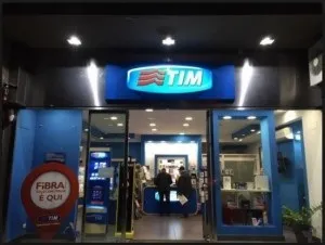 Мобільний зв'язок в італії і умови її використання (limiti терміном місяць) Мобільний зв'язок в італії і умови її використання
