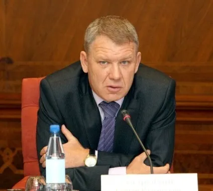 Ми чекаємо, що він повернеться
