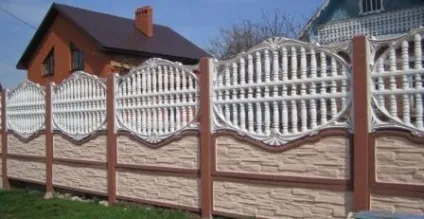 Монтаж секційних парканів, фото фарбування бетонного паркану (зборів) Монтаж секційних парканів, фото фарбування бетонного паркану