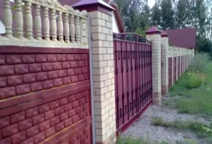 Монтаж секційних парканів, фото фарбування бетонного паркану (бетонного) Монтаж секційних парканів, фото фарбування бетонного паркану