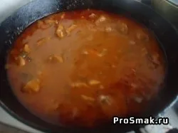 М'ясо з солоними огірками, яловичина з солоними огірками (м'ясо) М'ясо з солоними огірками, яловичина з солоними огірками