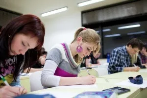 Чи можна вчитися в двох вузах одночасно вУкаіни, Україна або білорусі (вузах) Чи можна вчитися в двох вузах одночасно вУкаіни, Україна або білорусі