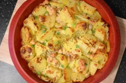 М'ясо з солоними огірками - рецепт з покроковими фото (солоними) М'ясо з солоними огірками - рецепт з покроковими фото