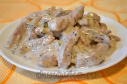 М'ясо з солоними огірками - рецепт з покроковими фото (свинина з солоними огірками) М'ясо з солоними огірками - рецепт з покроковими фото