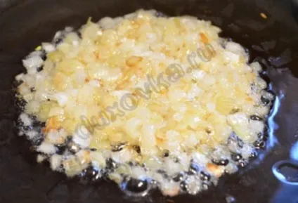 М'ясо з солоними огірками - рецепт з покроковими фото (м'ясо солоними огірками) М'ясо з солоними огірками - рецепт з покроковими фото