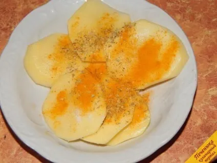 М'ясо у фользі в духовці з картоплею (покроковий рецепт з фото)