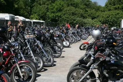 На чому їздять німецькі байкери (байкери) На чому їздять німецькі байкери