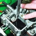 Налаштування рівня в камері поплавця