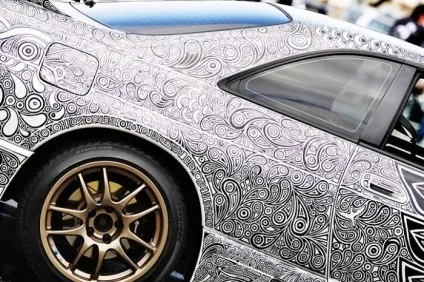 Незвичайний тюнінг дружина приголомшливо розмалювала автомобіль чоловіка (Nissan Skyline покритий) Незвичайний тюнінг дружина приголомшливо розмалювала автомобіль чоловіка
