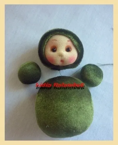 Неваляшка-брязкальця своїми руками