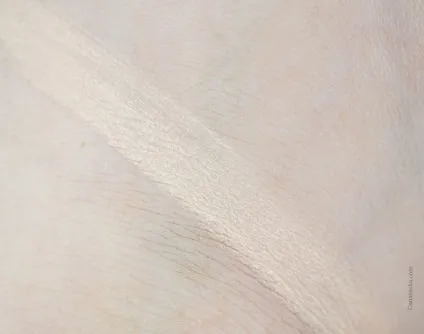 Новинки l - oreal paris олівці, набір для брів, консилер (олівець для брів) Новинки l - oreal paris олівці, набір для брів, консилер
