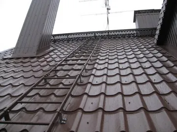 Огорожа покрівлі - СНиП 21 01 97 відео-інструкція по монтажу своїми руками, норми - висота, гост (СНиП) Огорожа покрівлі - СНиП 21 01 97 відео-інструкція по монтажу своїми руками, норми - висота, гост