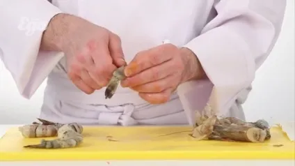 Паелья з креветками і куркою - рецепт c відео - основні блюда (рецепт) Паелья з креветками і куркою - рецепт c відео - основні блюда